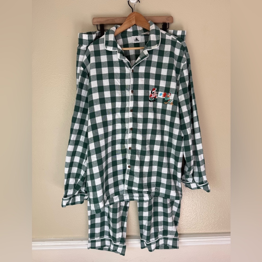 Disney Green and White Checkered Christmas Pajama Set